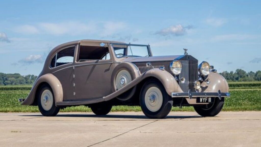 1937 Rolls-Royce Phantom III Mulliner Sports Saloon 3CM65